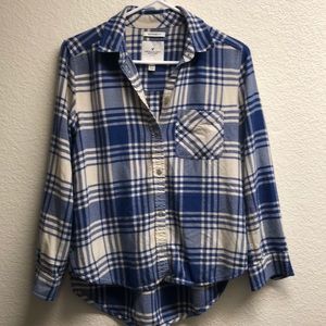 Blue and white long sleeve button up !